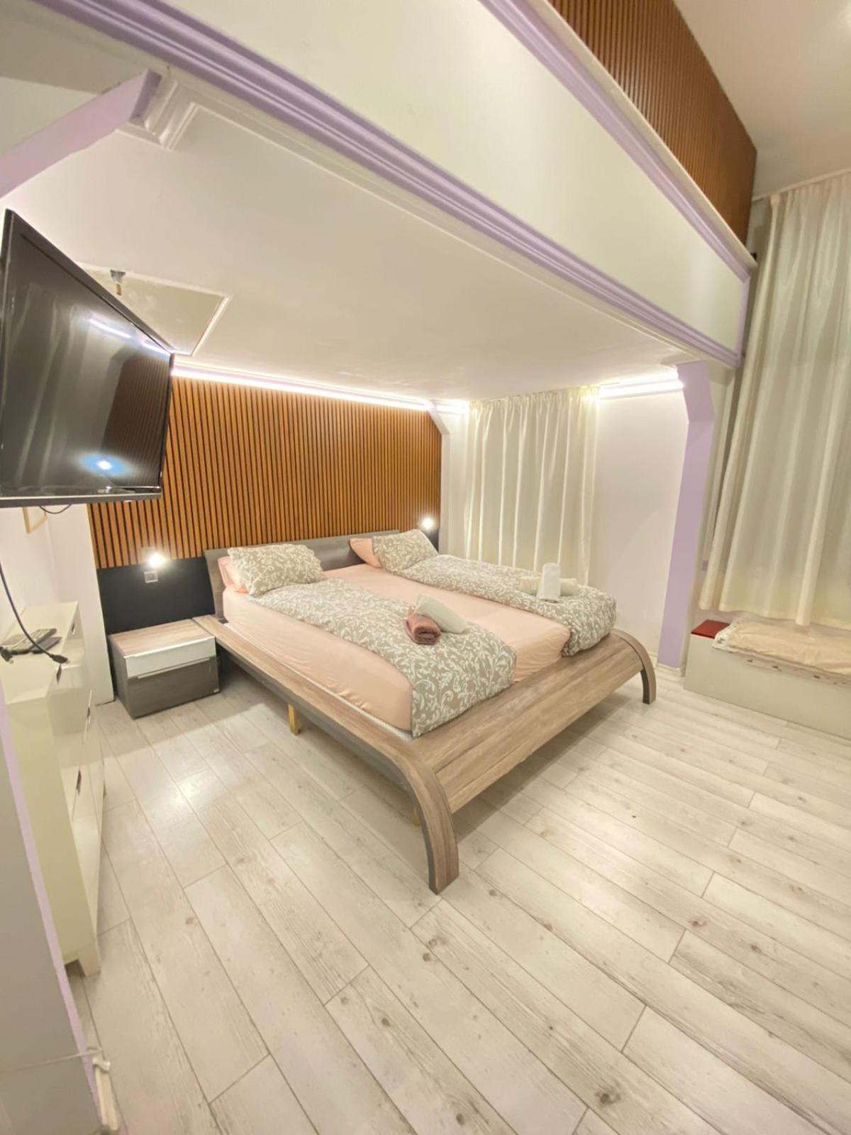 Yes, Yes! Lovely Apartment Good Amenities Budapest Center Extérieur photo