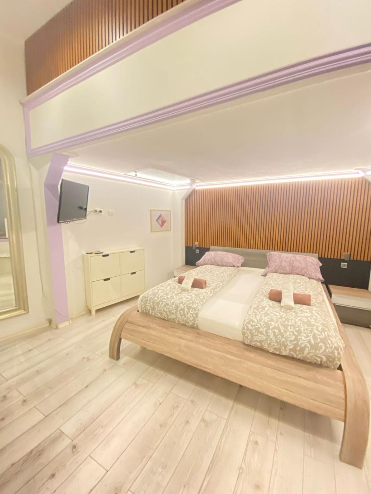Yes, Yes! Lovely Apartment Good Amenities Budapest Center Extérieur photo